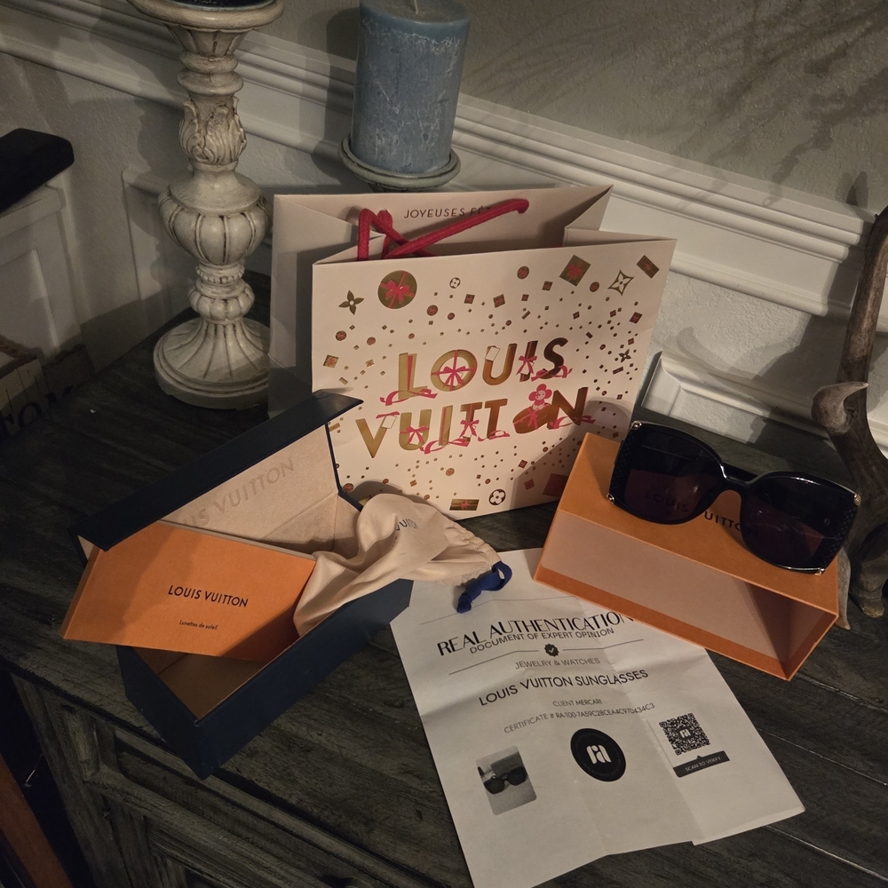 Louis Vuitton Sunglasses with Case. Full Inclusion W/COA - Picture 6 of 13